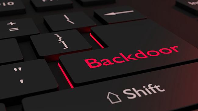 Nếu hacker không thể tìm thấy cửa sau trên hệ thống, họ có thể tự tạo một cửa sau