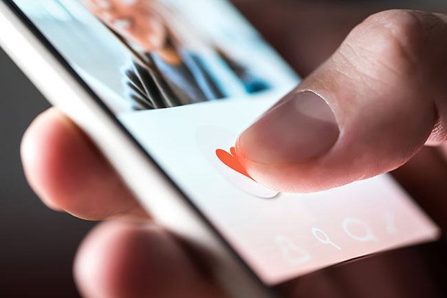 Không xóa quá nhiều hoặc quá ít bằng nút chuột phải trên Tinder