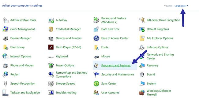 Nhấp vào tùy chọn Chương trình và Tính năng