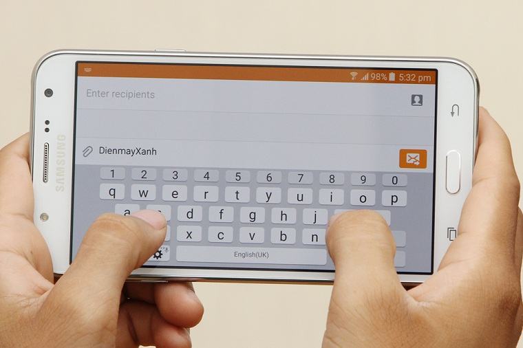 Samsung Galaxy J7