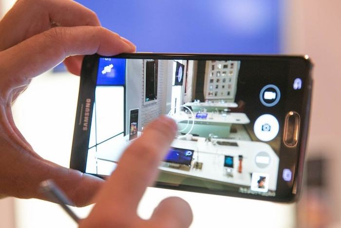5 smartphone cao cấp có camera khủng