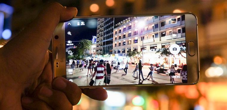 5 smartphone chụp ảnh phơi sáng tốt nhất hiện nay