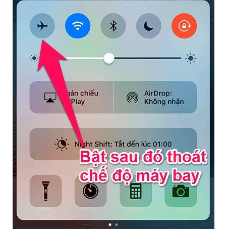 Bật và thoát chế độ trên máy bay