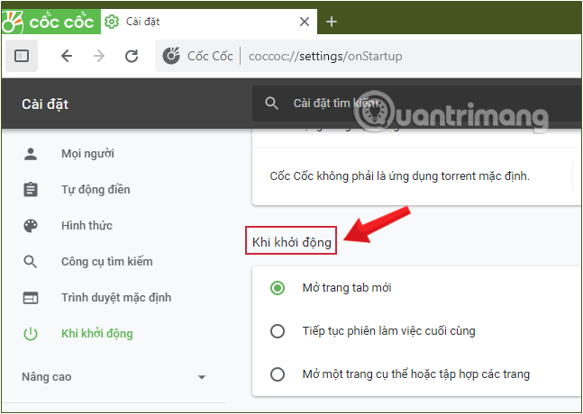 Tìm mục Khi khởi động trong phần cài đặt Cốc Cốc