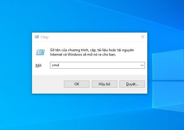 Nhập CMD vào hộp thoại RUN