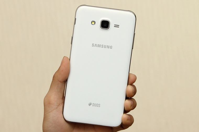 Samsung Galaxy J7