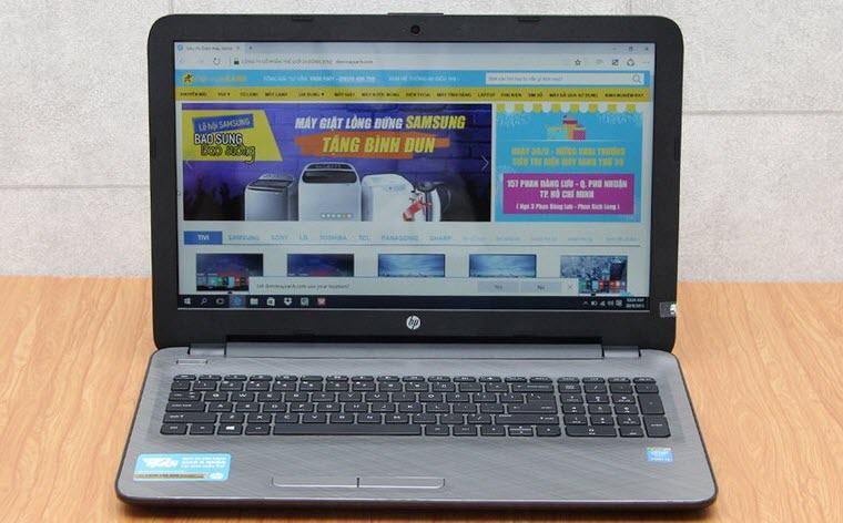 Chất liệu nhựa với mặt trước được làm nhám