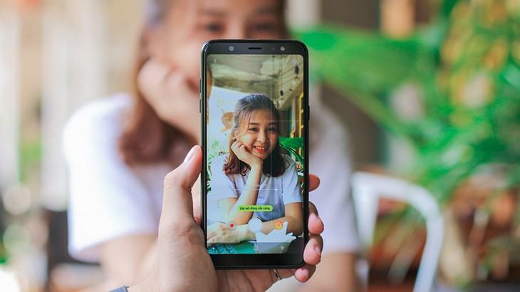 5 chiếc điện thoại có camera trước siêu ảo, siêu nét