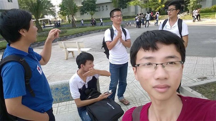 Camera trước có độ phân giải lên đến 5MP