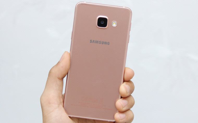 Phiên bản Samsung Galaxy A3 2016 mang nhiều đổi mới về thiết kế 