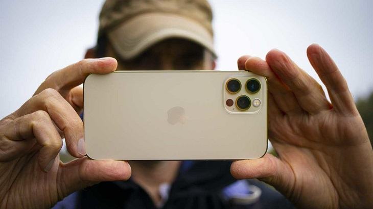 Chọn ống kính phù hợp cho iPhone 12 Pro Max